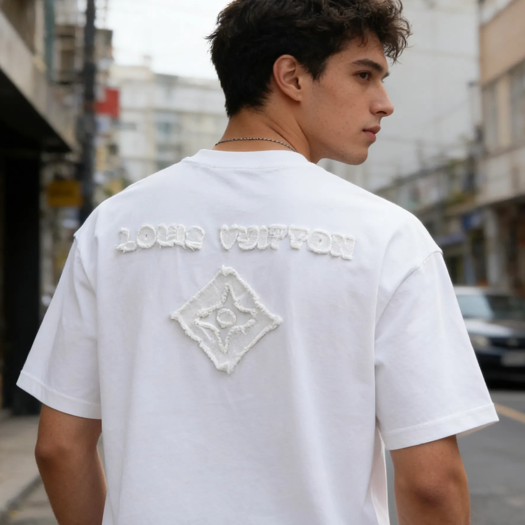 Louis Vuitton/ logo